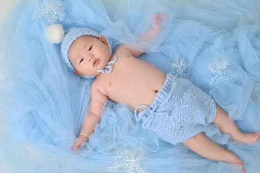 广汉宝宝几个月认人 广汉宝宝几个月认人